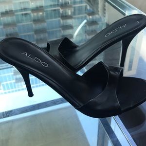 Kim Kardashian style heels